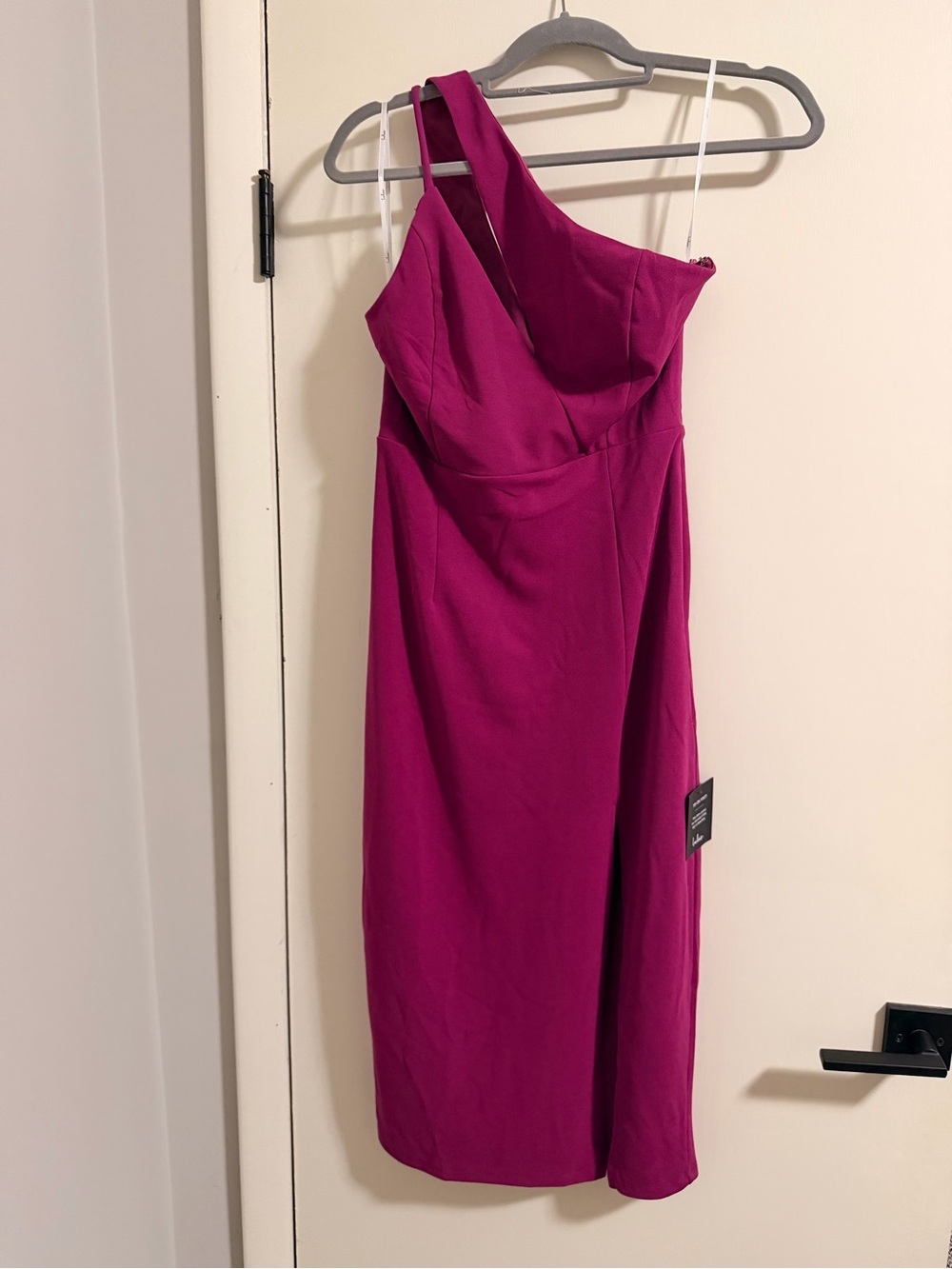 Lulu's One-Shoulder Midi Dress in Fuchsia Pink